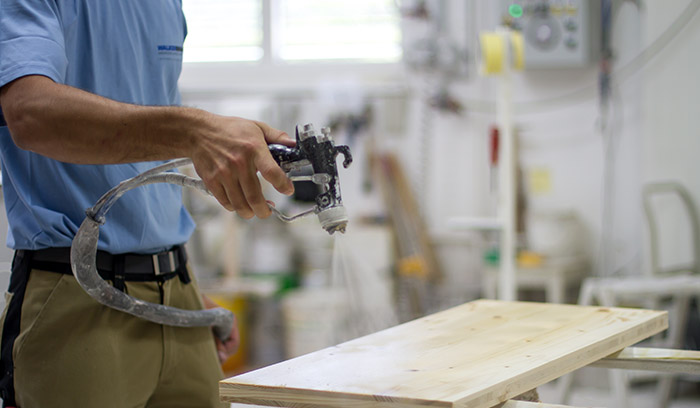 walker-rimag-schreiner-schwyz-ibach-oberflaechenbearbeitung