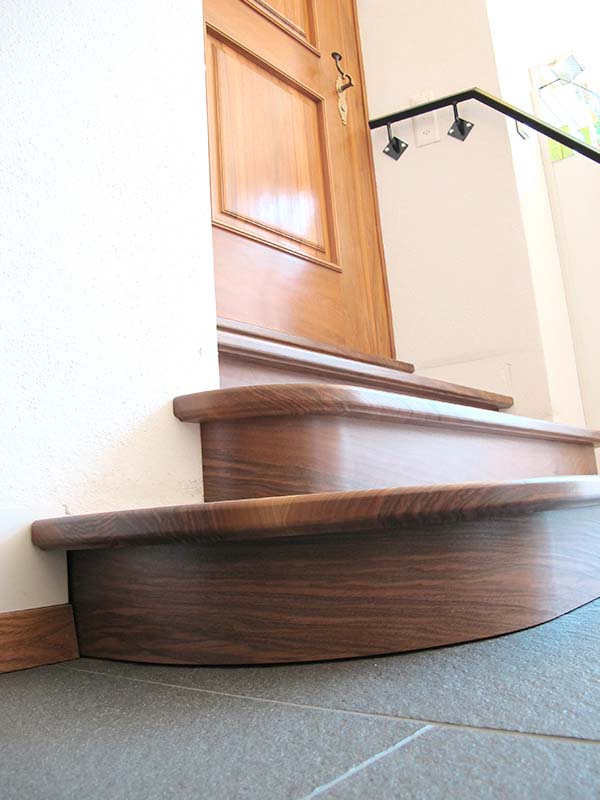 walker-rimag-schreiner-schreinerei-schwyz-ibach-treppe-tuere-schwyz-1 walker-rimag-schreiner-schreinerei-schwyz-ibach-treppe-tuere-schwyz-1