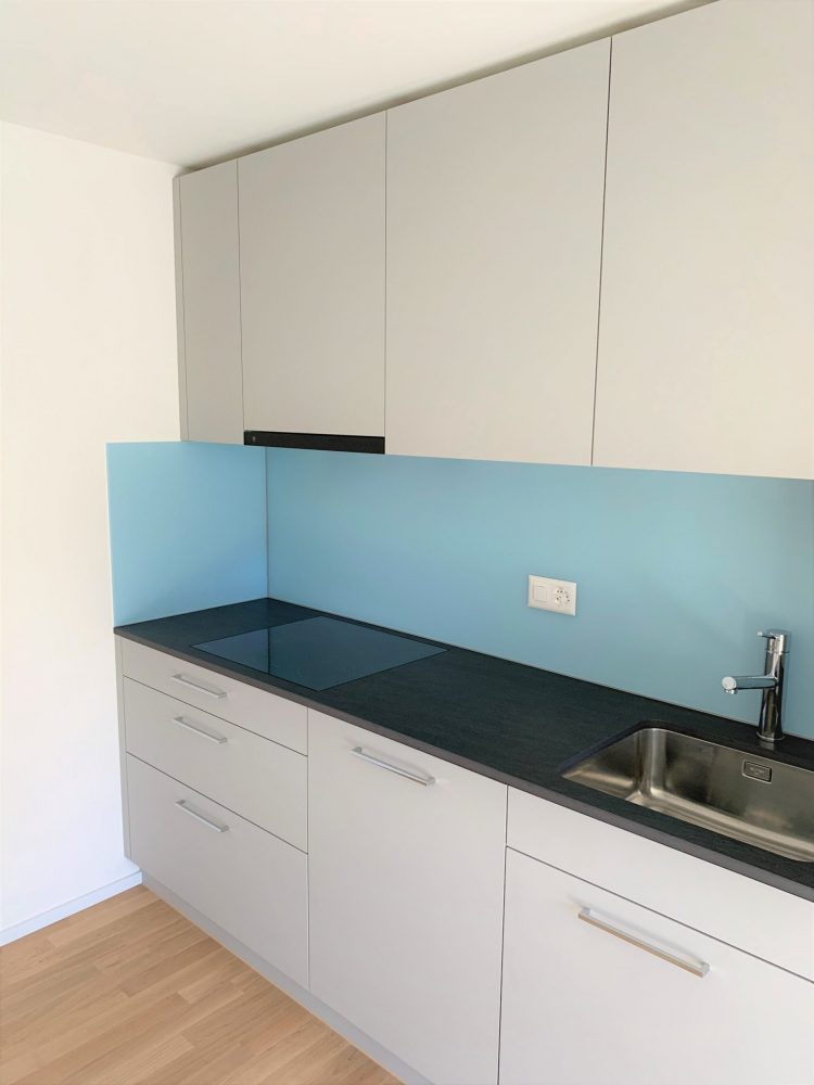 20201030_123432492_iOS